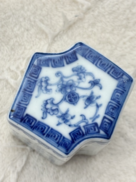 古玩陶瓷青花詩文人物海棠印章真品鑒賞圖