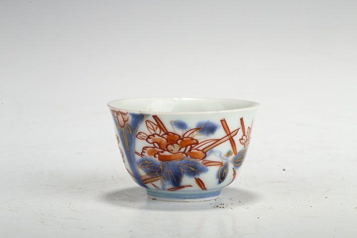 古玩陶瓷清康熙·青花礬紅描金花卉紋杯拍賣，當前價格432元