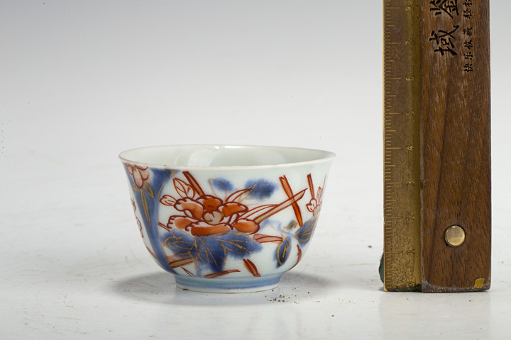 古玩陶瓷清康熙·青花礬紅描金花卉紋杯拍賣，當前價格432元