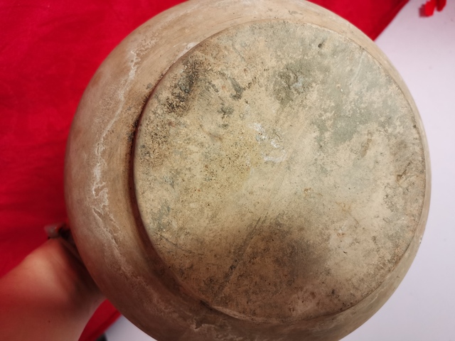 古玩陶瓷紫金釉罐真品鑒賞圖