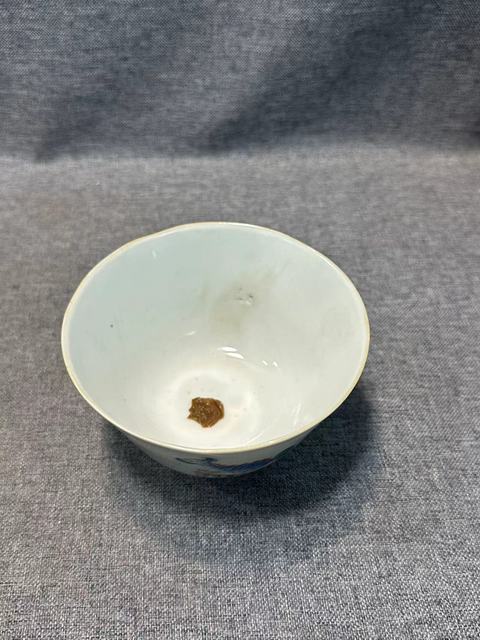古玩陶瓷粉彩無雙譜人物茶碗真品鑒賞圖