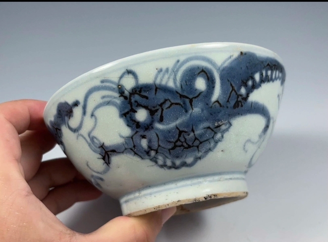 古玩陶瓷龍紋青花碗真品鑒賞圖