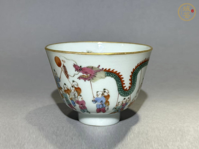 古玩陶瓷粉彩百子鬧春茶圓拍賣,當前價格12000元