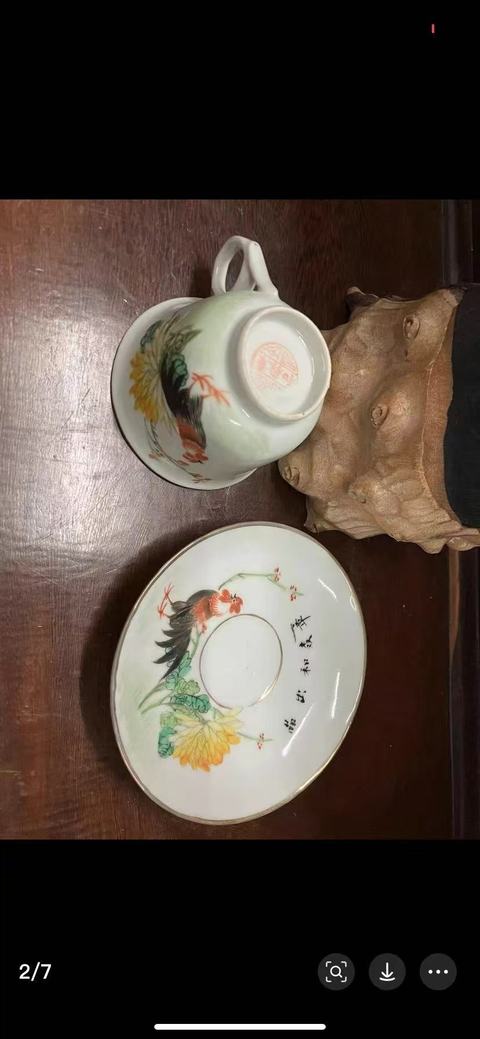 古玩陶瓷粉彩雞紋杯碟一套真品鑒賞圖