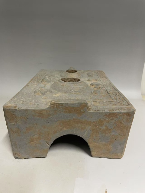 古玩陶瓷漢·灶臺真品鑒賞圖