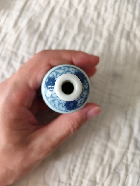 古玩陶瓷青花釉里紅鼻煙壺真品鑒賞圖