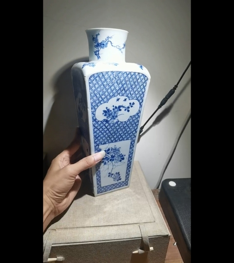 古玩陶瓷棒槌瓶真品鑒賞圖