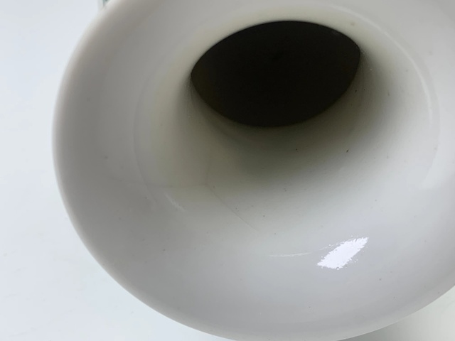古玩陶瓷瓶真品鑒賞圖
