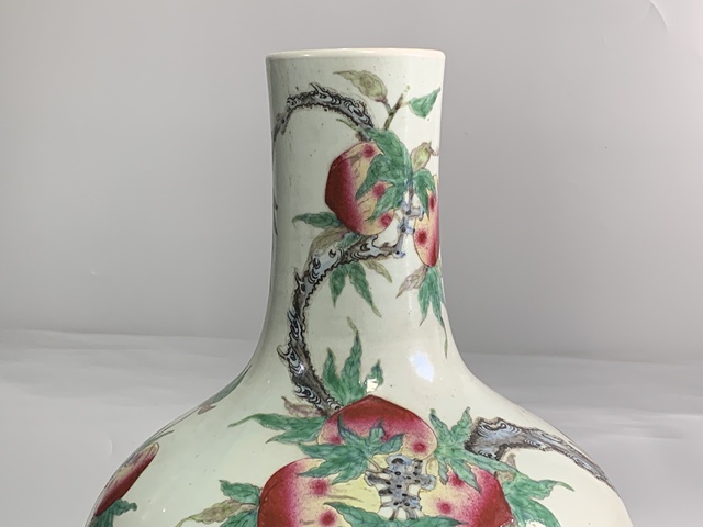 古玩陶瓷瓶真品鑒賞圖