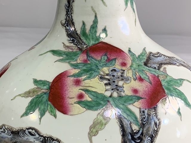古玩陶瓷瓶真品鑒賞圖