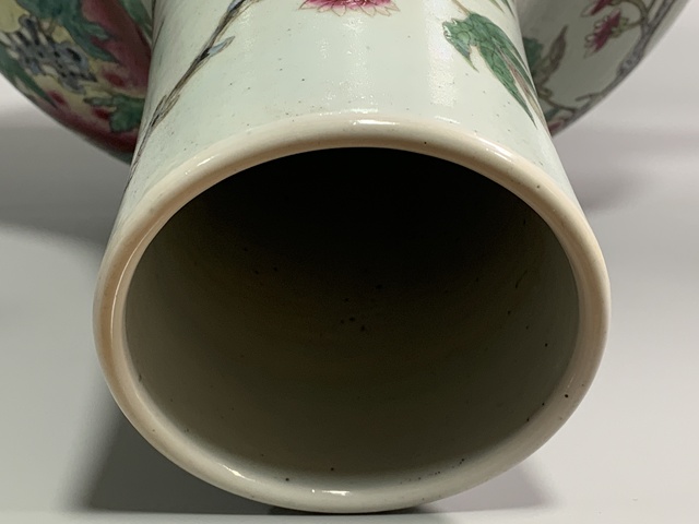 古玩陶瓷瓶真品鑒賞圖