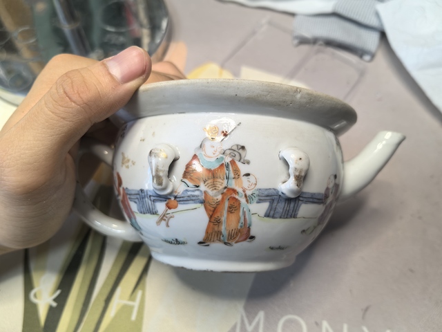 古玩陶瓷粉彩壺真品鑒賞圖