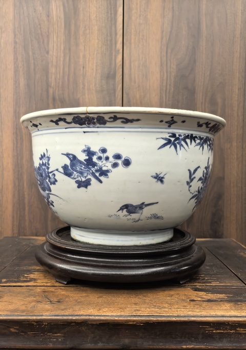 古玩陶瓷明崇禎青花花鳥洞石圖花盆⊙30厘米拍賣,當前價格168888元