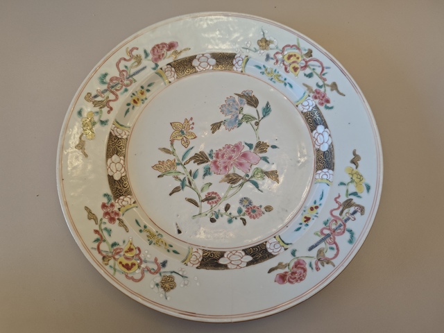 古玩陶瓷雍正細路粉彩花卉盤真品鑒賞圖