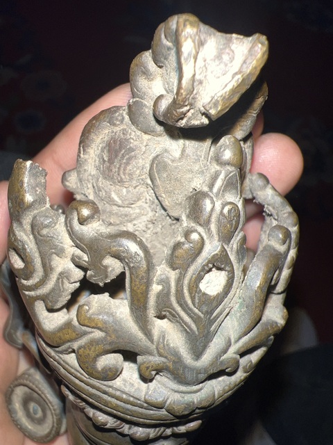 古玩銅器佛像頭真品鑒賞圖