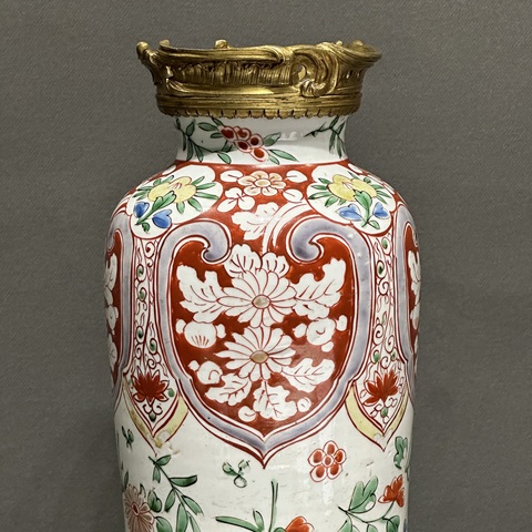古玩陶瓷五彩瓶真品鑒賞圖
