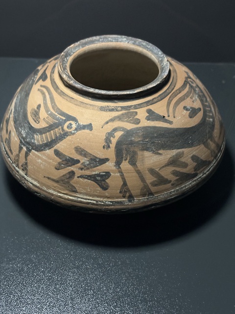 古玩陶瓷哈拉帕·鹿紋桃心罐拍賣，當(dāng)前價(jià)格128元