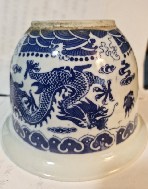 古玩陶瓷龍紋青花花盆真品鑒賞圖