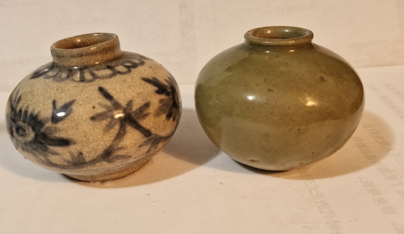 古玩陶瓷花卉紋青花水盂真品鑒賞圖