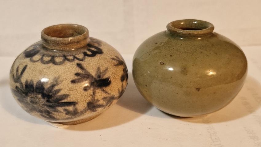 古玩陶瓷花卉紋青花水盂真品鑒賞圖