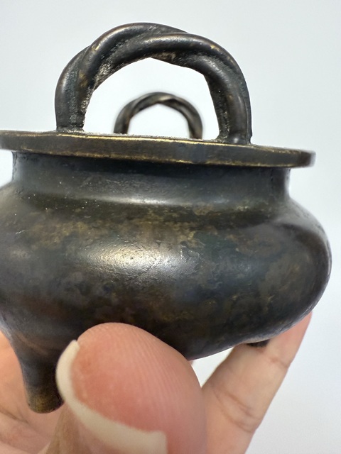 古玩銅器清中期繩耳爐真品鑒賞圖