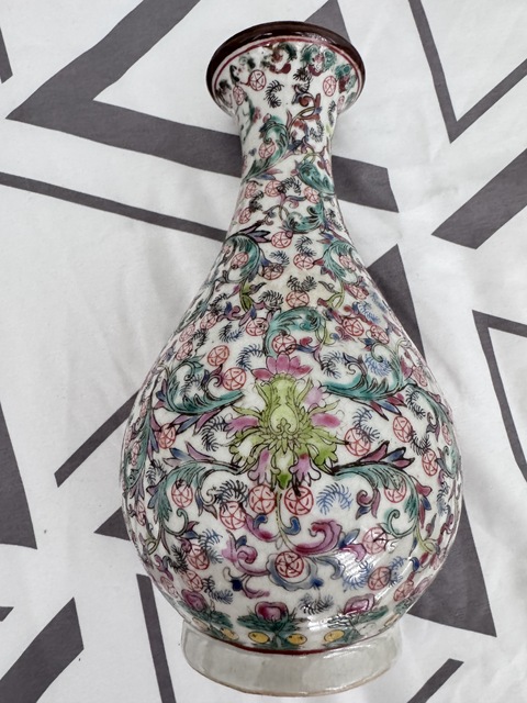 古玩陶瓷粉彩龍紋玉壺春瓶真品鑒賞圖