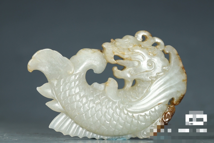 古玩玉器和田玉雕“魚化龍”擺件真品鑒賞圖