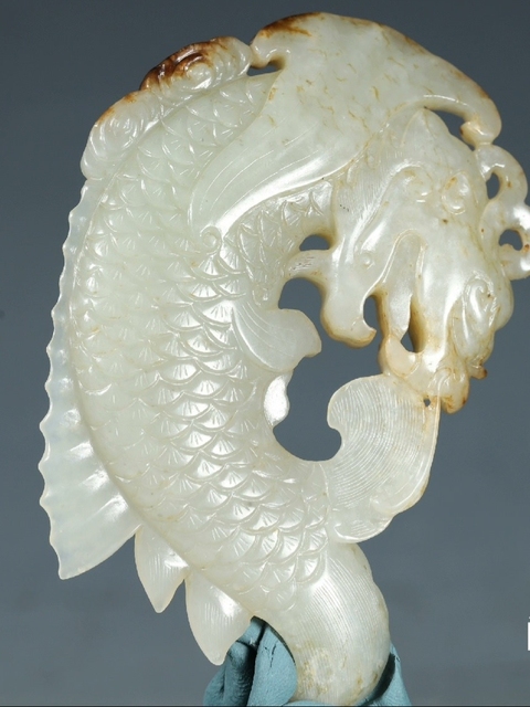 古玩玉器和田玉雕“魚化龍”擺件真品鑒賞圖