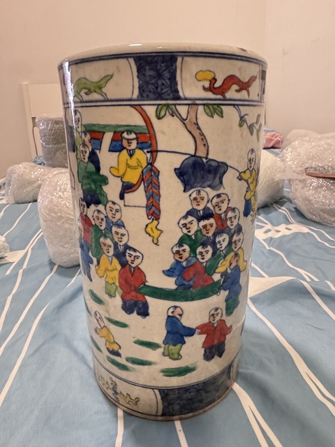 古玩陶瓷青花五彩嬰戲圖帽筒真品鑒賞圖