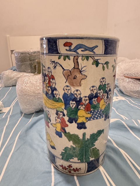 古玩陶瓷青花五彩嬰戲圖帽筒真品鑒賞圖