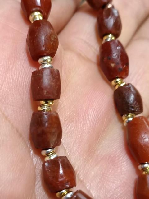 古玩玉器春秋戰國天然紅瑪瑙珠串拍賣,當前價格2000元