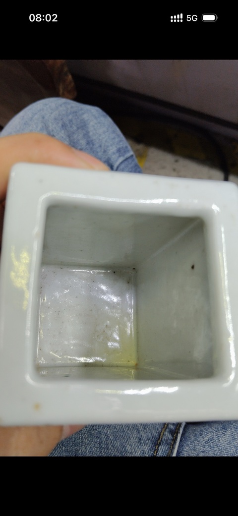 古玩陶瓷粉彩人物紋筆筒真品鑒賞圖
