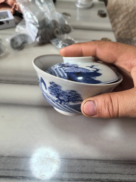 古玩陶瓷青花蓋杯真品鑒賞圖