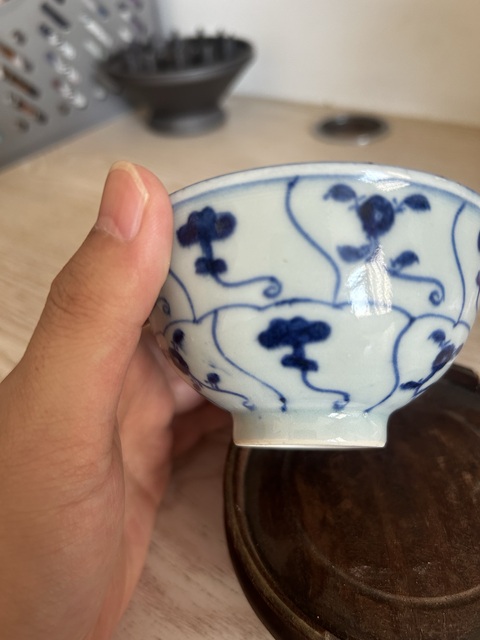 古玩陶瓷如意靈芝紋青花杯真品鑒賞圖