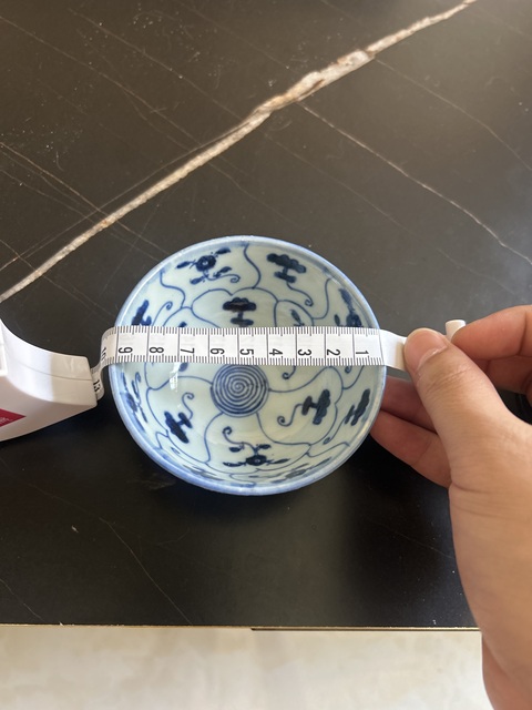 古玩陶瓷如意靈芝紋青花杯真品鑒賞圖