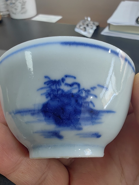 古玩陶瓷青花山水紋杯碟一套真品鑒賞圖