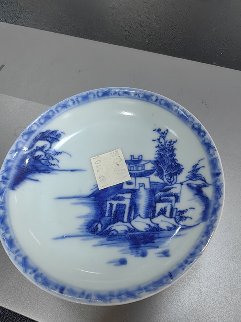 古玩陶瓷青花山水紋杯碟一套真品鑒賞圖