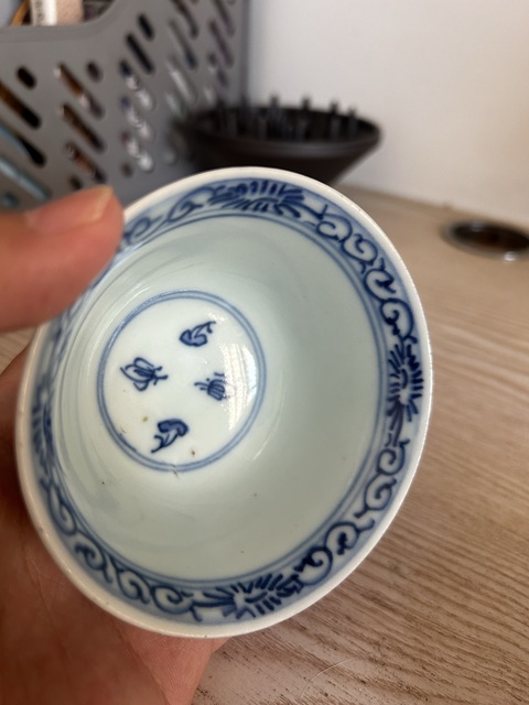 古玩陶瓷清乾隆 馬紋壓手杯拍賣，當前價格1800元