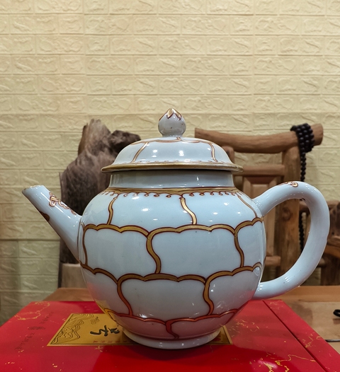 古玩陶瓷雍乾描金執(zhí)壺真品鑒賞圖
