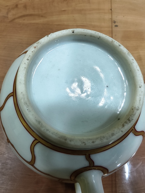 古玩陶瓷雍乾描金執(zhí)壺真品鑒賞圖