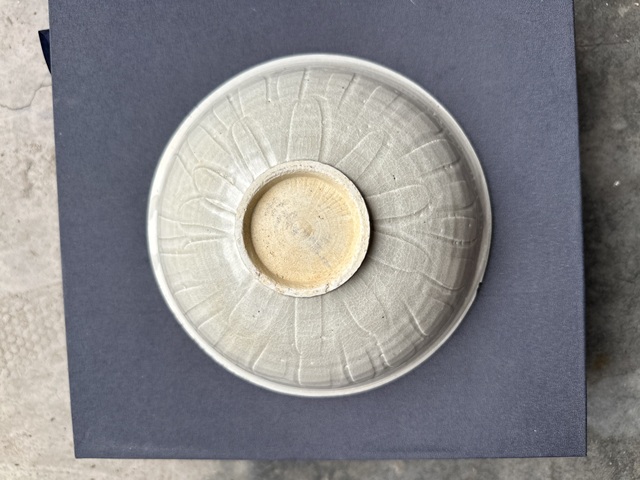 古玩陶瓷蓮瓣紋影青碗真品鑒賞圖