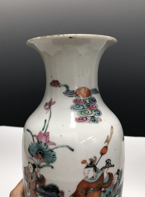 古玩陶瓷清晚·粉彩嬰戲紋瓶拍賣，當前價格7999元