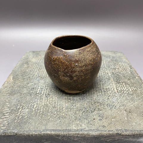 古玩陶瓷宋代褐釉鳥食罐拍賣，當前價格129元