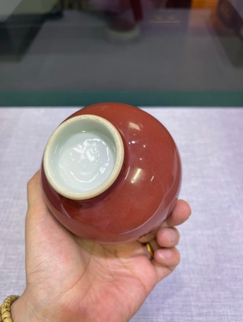 古玩陶瓷紅釉錐把瓶真品鑒賞圖