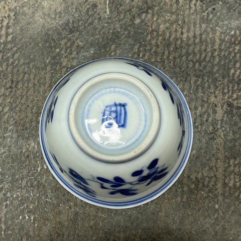 古玩陶瓷清康熙青花花卉紋青花杯拍賣，當前價格1260元