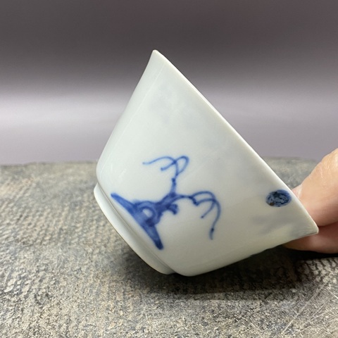古玩陶瓷清康熙青花杯真品鑒賞圖