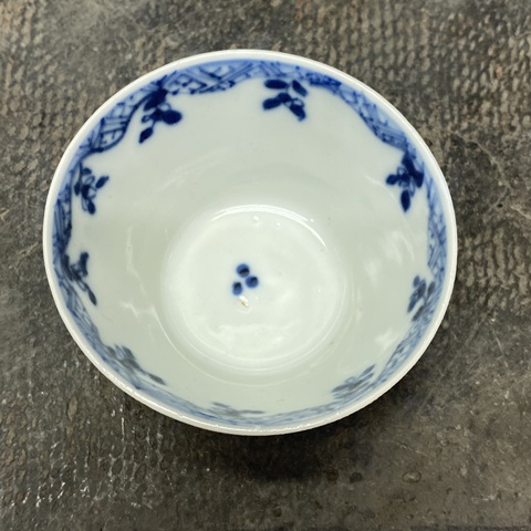 古玩陶瓷清康熙青花杯真品鑒賞圖
