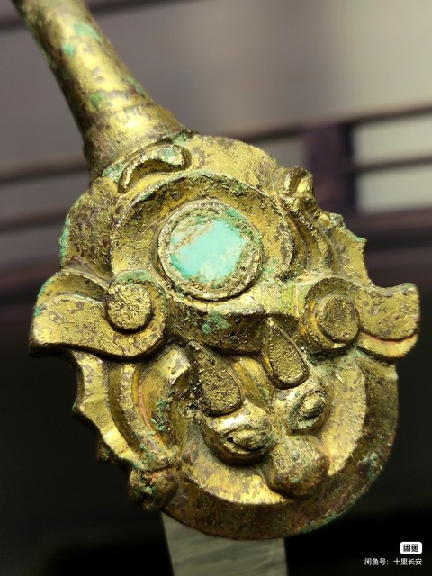 古玩銅器漢代鎏金帶鉤(存疑)真品鑒賞圖