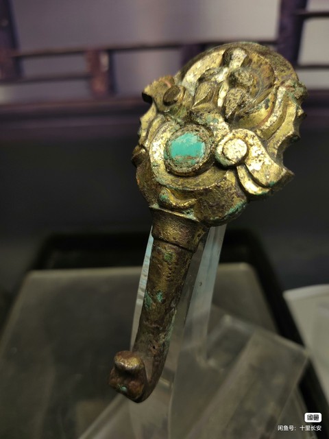 古玩銅器漢代鎏金帶鉤(存疑)真品鑒賞圖