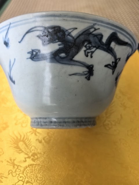 古玩陶瓷龍紋碗拍賣,當前價格300元